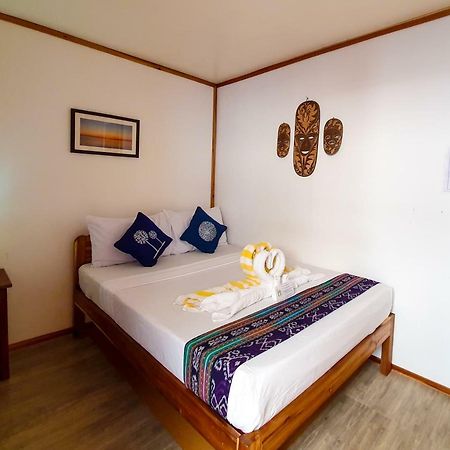 Keira Backpackers Hotel El Nido Exterior photo