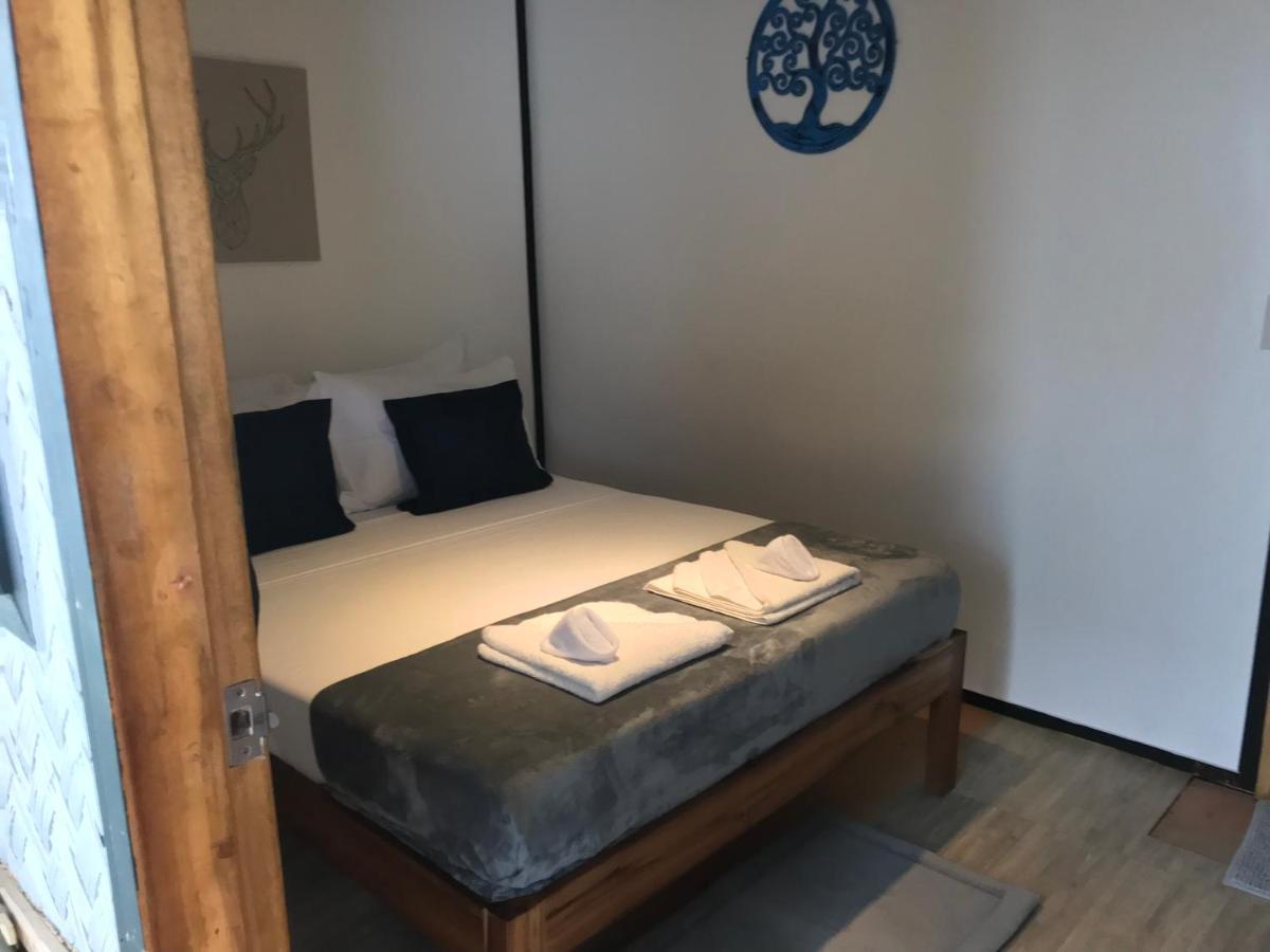 Keira Backpackers Hotel El Nido Exterior photo