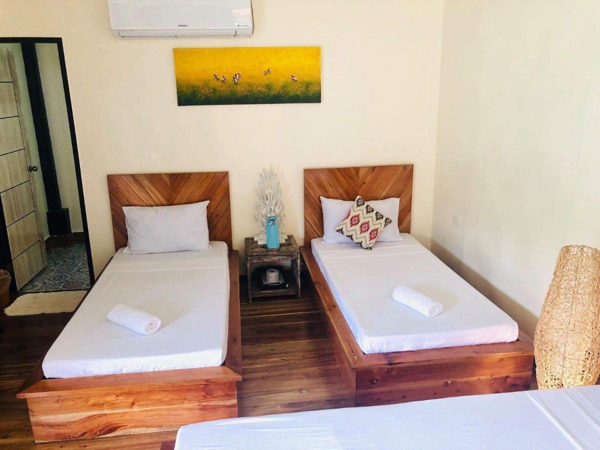 Keira Backpackers Hotel El Nido Exterior photo
