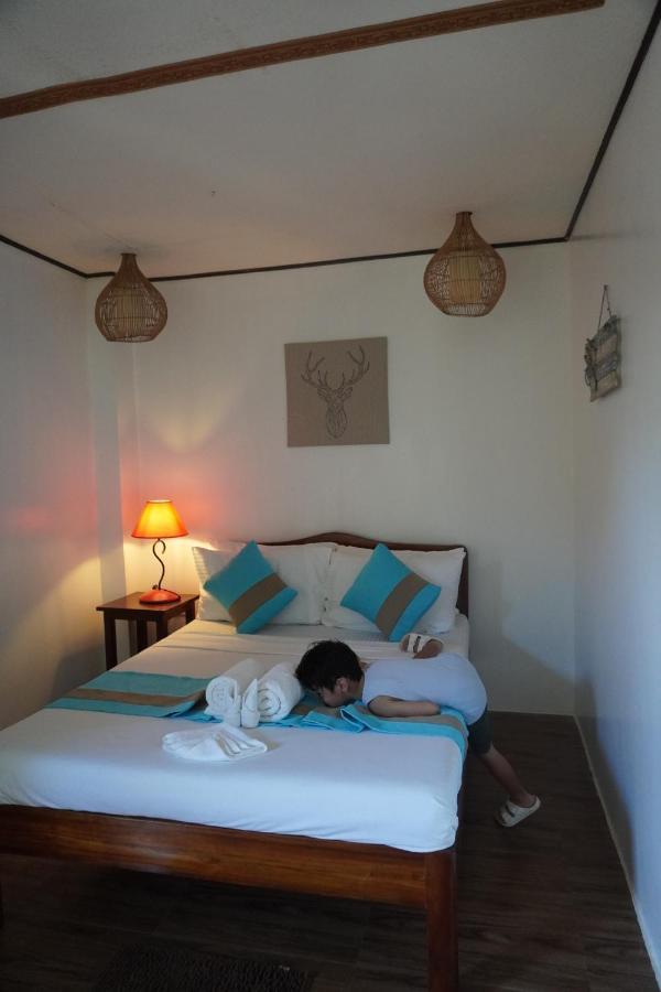 Keira Backpackers Hotel El Nido Exterior photo